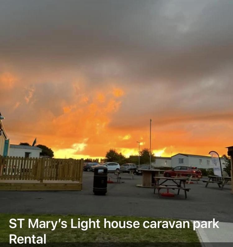 St Marys Light House, Caravan
